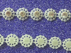 Перлина половинка на нитці № AA 056