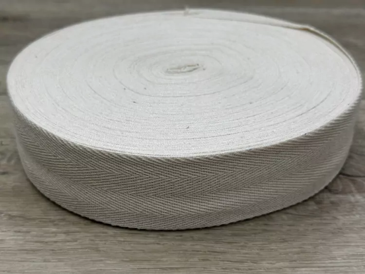 Киперная лента (х.б.) 4 см. № M 