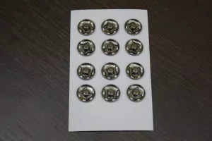 Кнопка метал № 4 В