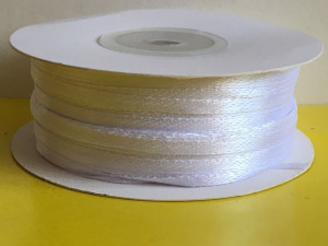 Стрічка атласна 0,3 см. № 01