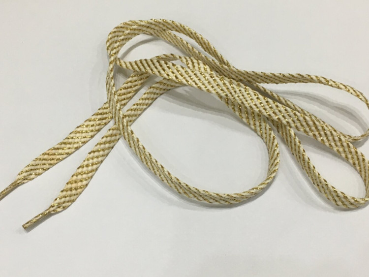 Шнурок полиэстэр плоский с люрексом 8 мм./130 см. № 02/G ZEBRA