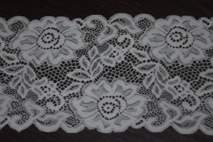 Кружево на метраж: Гипюр стрейч 14 см. LUX № 4/42
