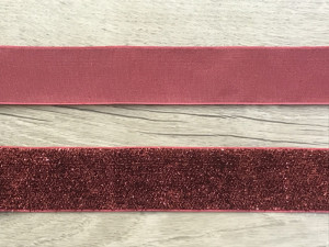 Лента бархатная 4 см. с люрексом 23 м. № 26