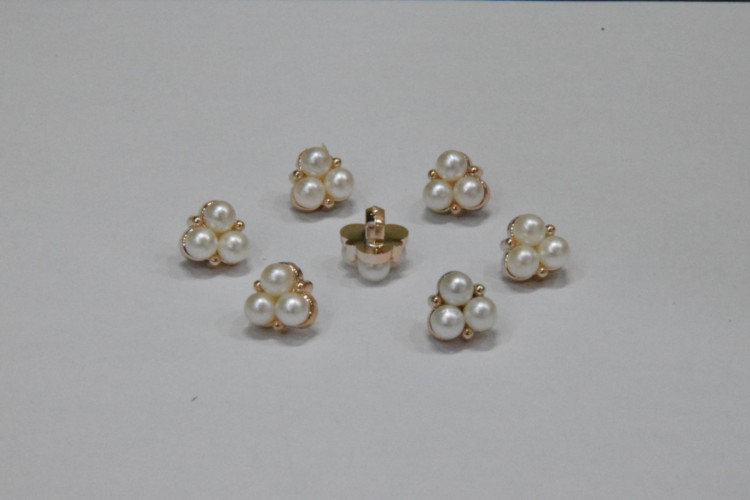 Пуговица Блузочная на ножке в оправе 10 мм. № 01/621  