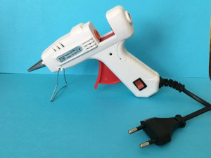 Пістолет клейовий HELI з кнопкою № 7 W