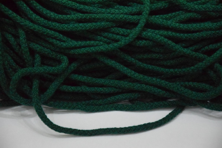 Шнур акриловый 6 мм. № 127
