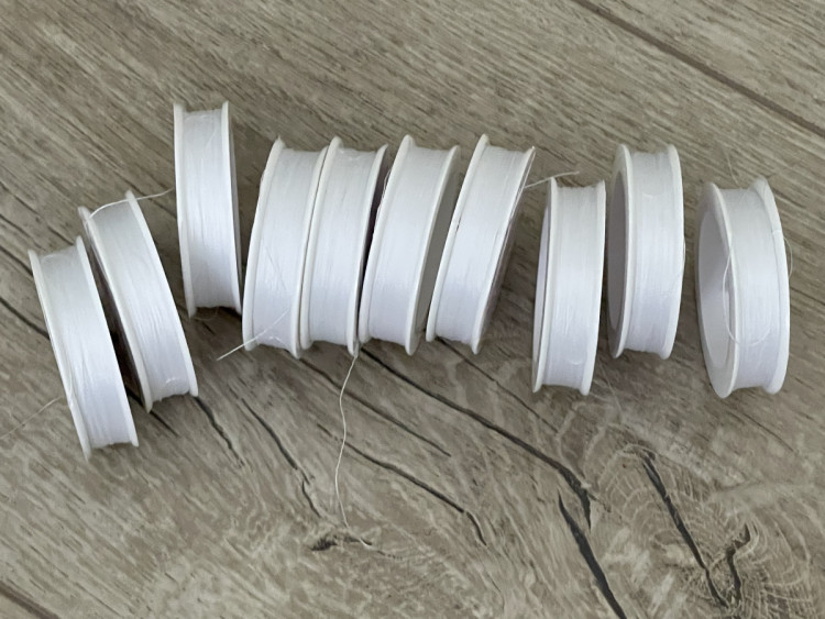 Нитка бисерная № Titan/01